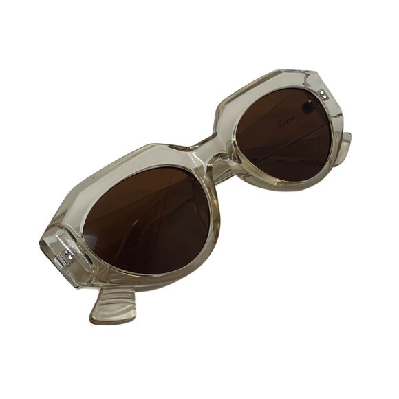 Minue | Rogers Sunglasses in Champagne - Picture 6 of 6